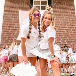 Meet your Posher, Angela